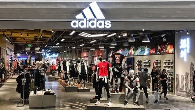 adidas阿迪达斯折旗舰店华南最强门店来深圳了！32